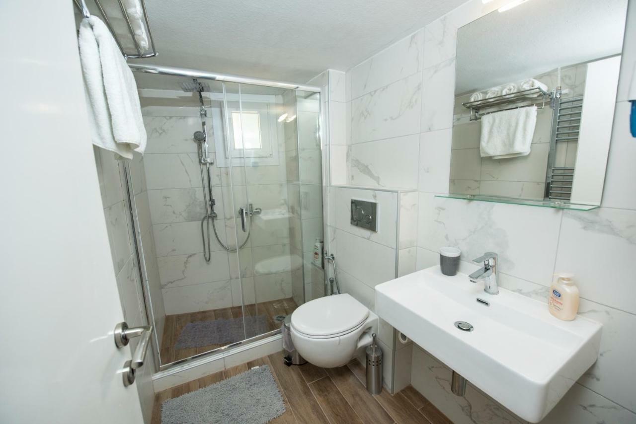 Artemis Luxury Apartment Thessaloníki Exteriör bild